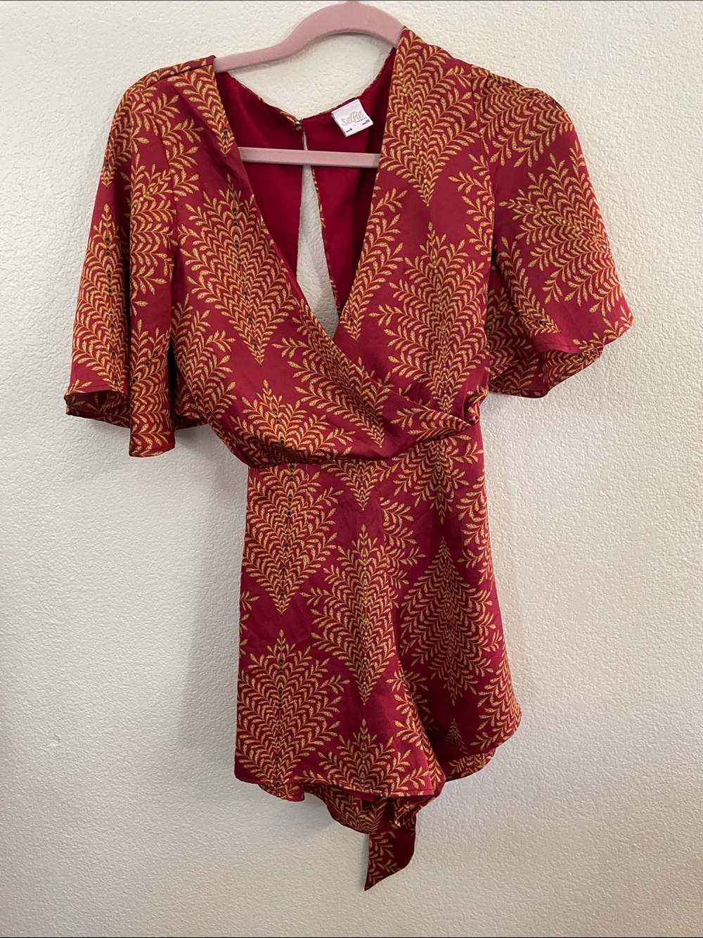 Selfie Leslie Red and Gold Botanical Wrap Romper open back zipper 18x26 Xs